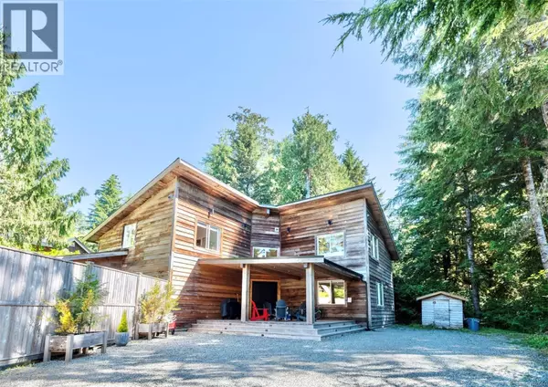 1316 Lynn Rd, Tofino, BC V0R2Z0