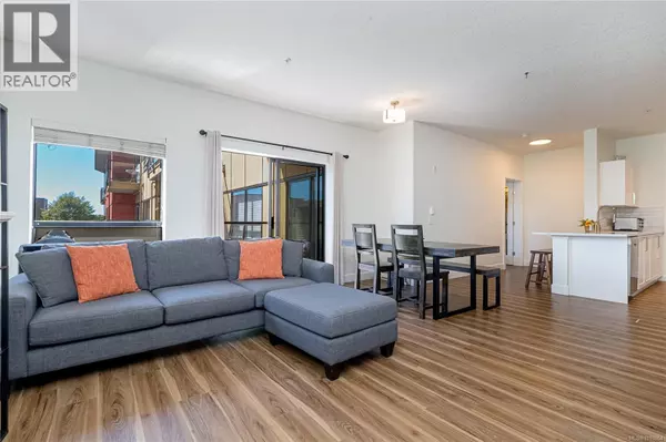 870 Short ST #408, Saanich, BC V8X2V5