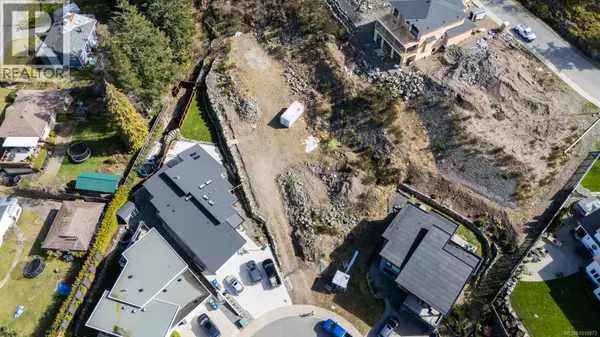 Nanaimo, BC V9T5R6,5605 Cougar Ridge Pl