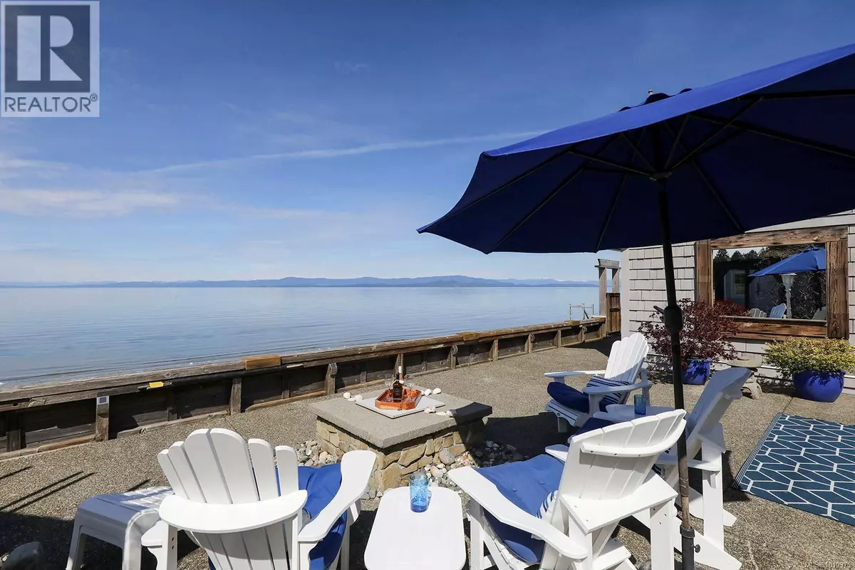 Qualicum Beach, BC V9K2H2,2935 Island Hwy W