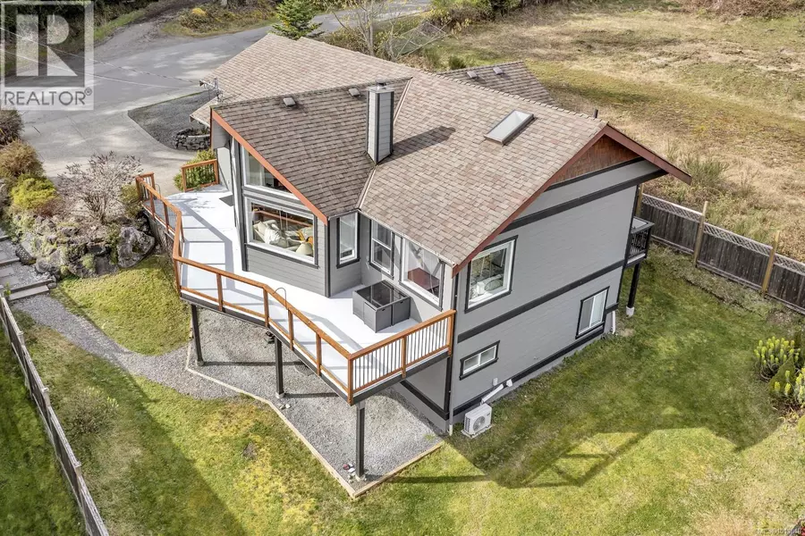 1735 Robert St, Crofton, BC V0R1R0