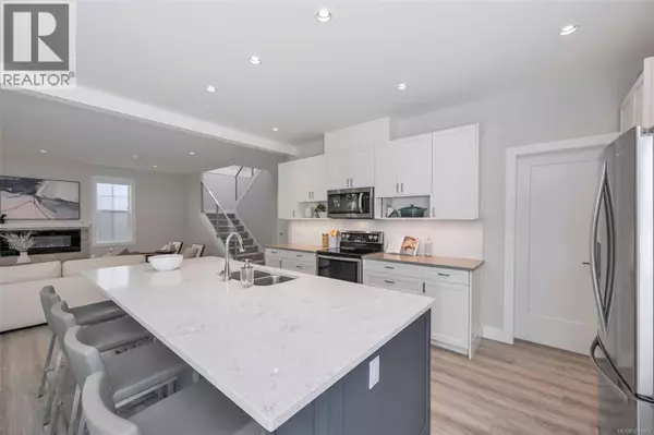 Langford, BC V9C2P2,3315 West Oak Pl