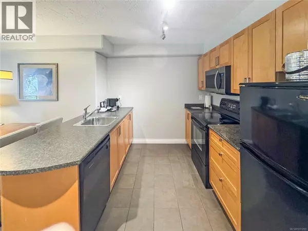 Courtenay, BC V9N3C7,1800 Riverside LN #201D