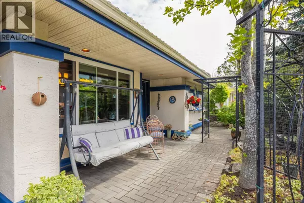 Cobble Hill, BC V0R1L1,505 Marine View