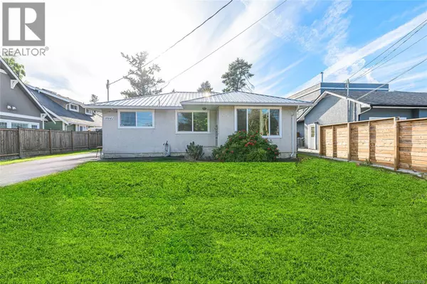 10142 Resthaven Dr, Sidney, BC V8L3G7