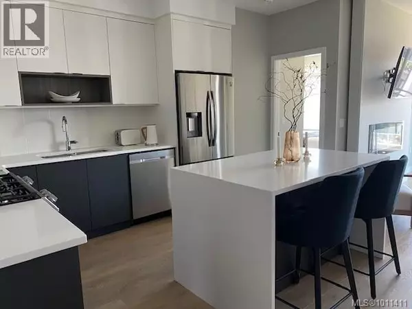 Langford, BC V9B6W6,967 Whirlaway CRES #402