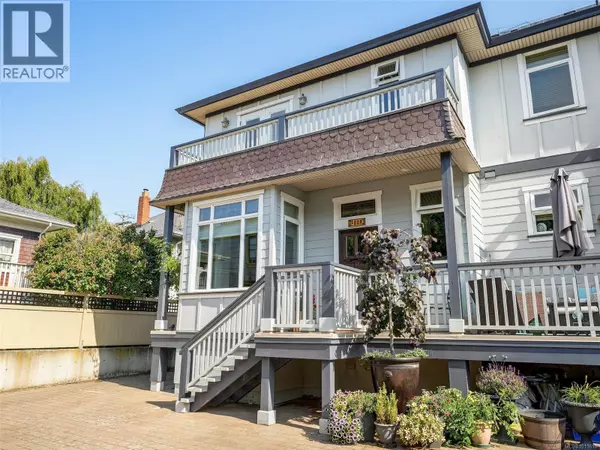 209 Superior ST #4, Victoria, BC V8V1T4