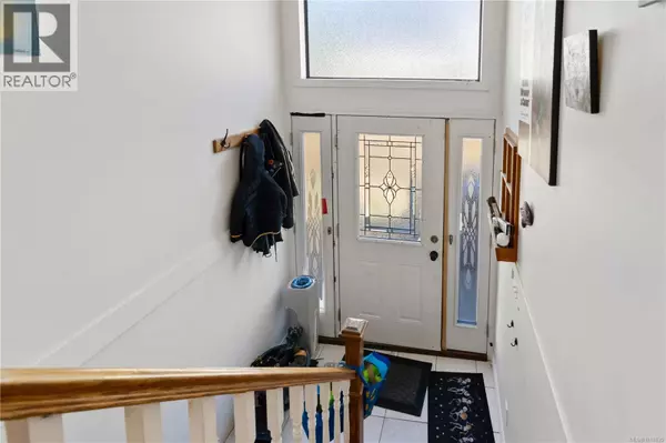 Saanich, BC V8Z6B4,4131 Barrington Rd