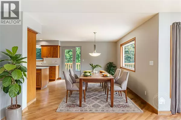 Errington, BC V0R1V0,1010 Middlegate Rd