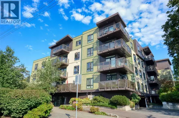 982 McKenzie AVE #405, Saanich, BC V8X3G7