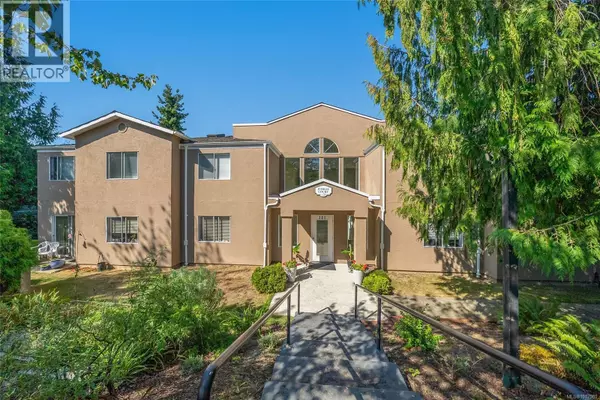 141 Sixth AVE #9, Qualicum Beach, BC V9K2J6