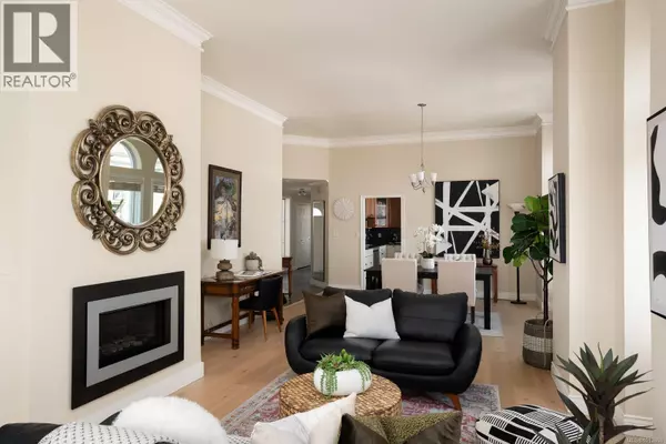 Victoria, BC V9A7J8,10 Paul Kane PL #518