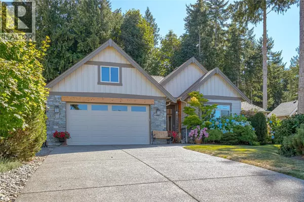 Bowser, BC V0R1G0,3888 Creekside Dr