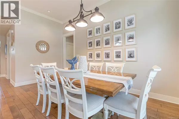 Qualicum Beach, BC V9K2C1,5251 Island HWY West #45