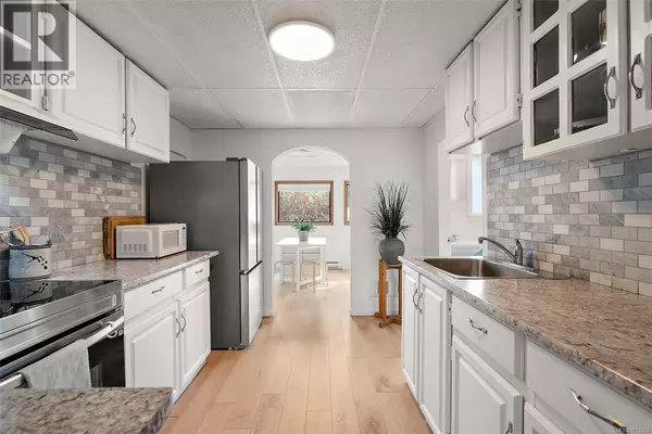 Langford, BC V9C4J1,729 Latoria Rd
