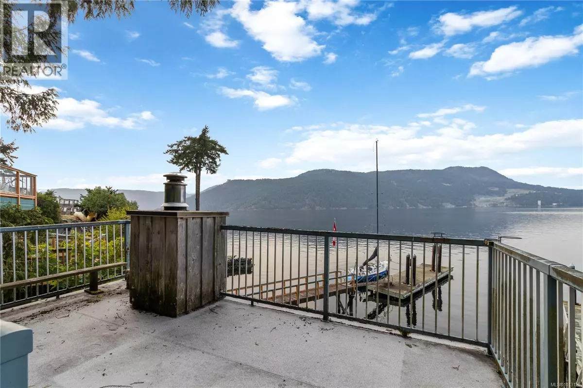 Central Saanich, BC V9E2A1,6878 Mark Lane