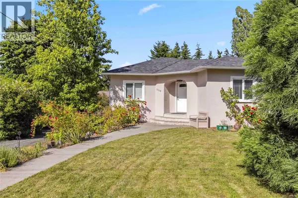 1112 Craigflower Rd, Esquimalt, BC V9A2Y1