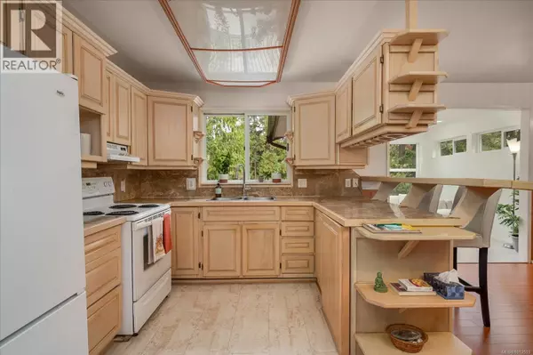 Nanaimo, BC V9T5R9,6650 Green Acres Way