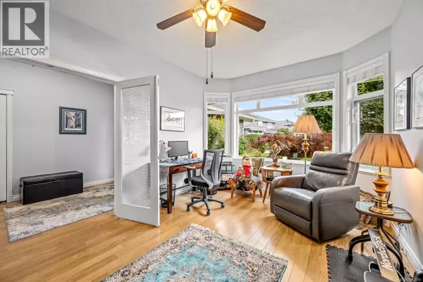 Courtenay, BC V9N9X7,3399 Crown Isle DR #261