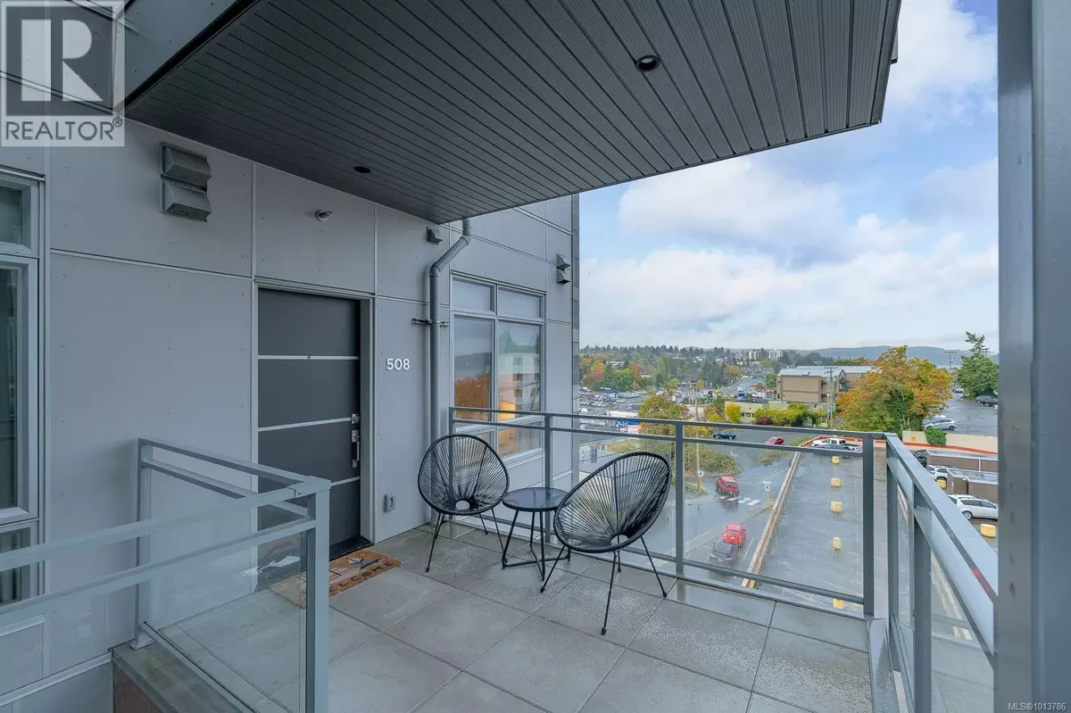 Nanaimo, BC V9R0J3,91 Chapel ST #508