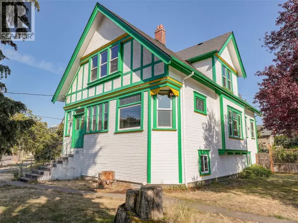 Victoria, BC V8V3B5,1250 Fairfield Rd