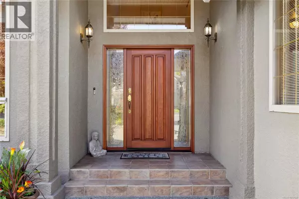 Nanaimo, BC V9V1R4,5331 Bayshore Dr