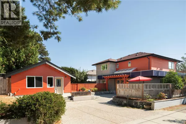 Victoria, BC V8S1M7,1530 Brooke St