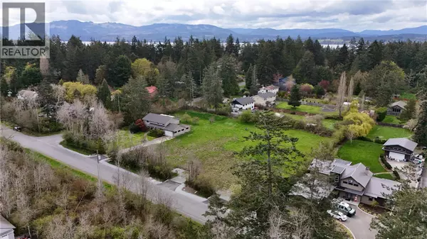 North Saanich, BC V8C3C2,10820 Derrick Rd