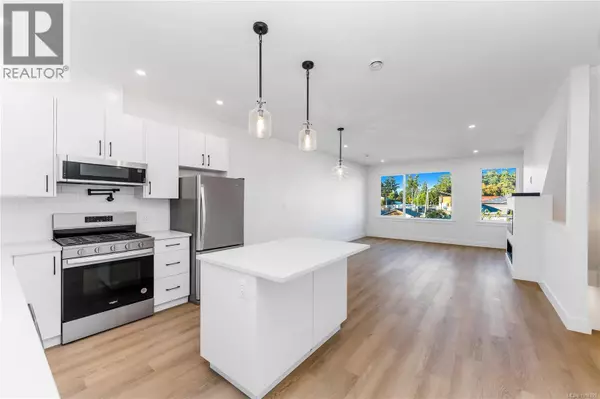 Langford, BC V9C2V8,905 Vine Crt