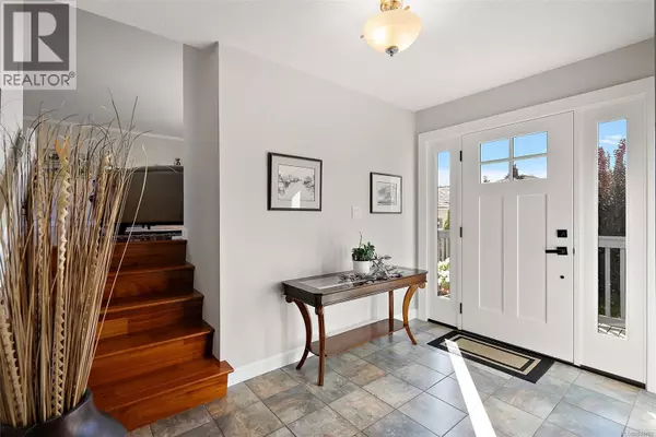 Central Saanich, BC V8Z6Y3,2518 Monte Vista Pl