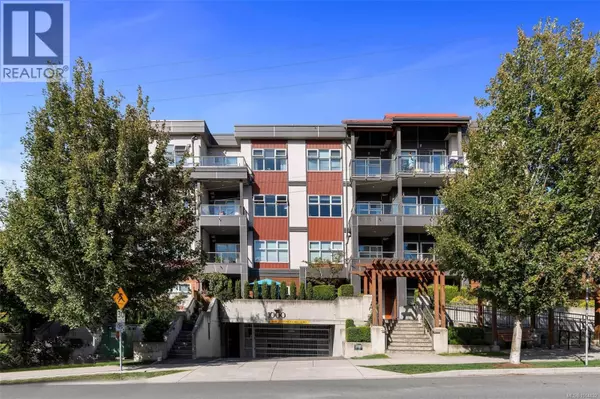 1000 Inverness RD #310, Saanich, BC V8X2S1