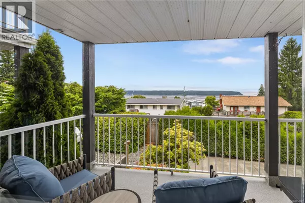 695 Upland DR #4, Campbell River, BC V9W2A7