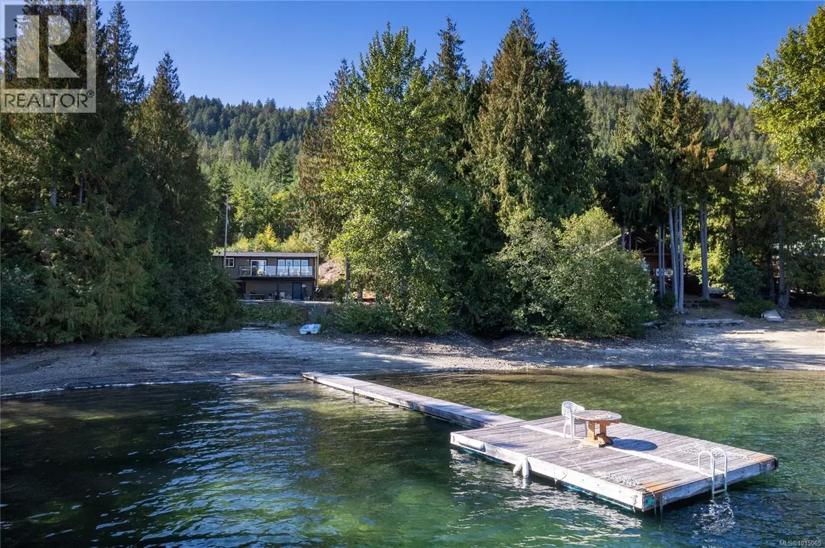 Qualicum Beach, BC V9K2L7,2180 South Lake Rd