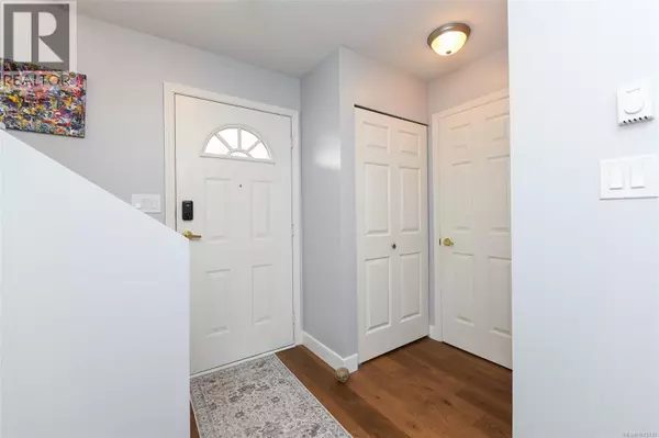Comox, BC V9M1C4,2200 Manor DR #12