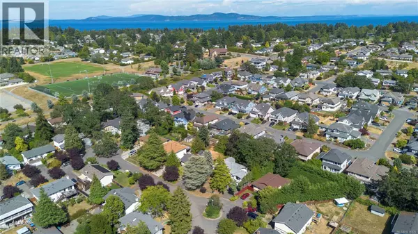 Saanich, BC V8N4V1,1748 Llandaff Pl