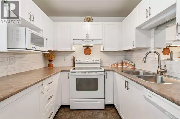 Central Saanich, BC V8M2C1,2600 Ferguson RD #24