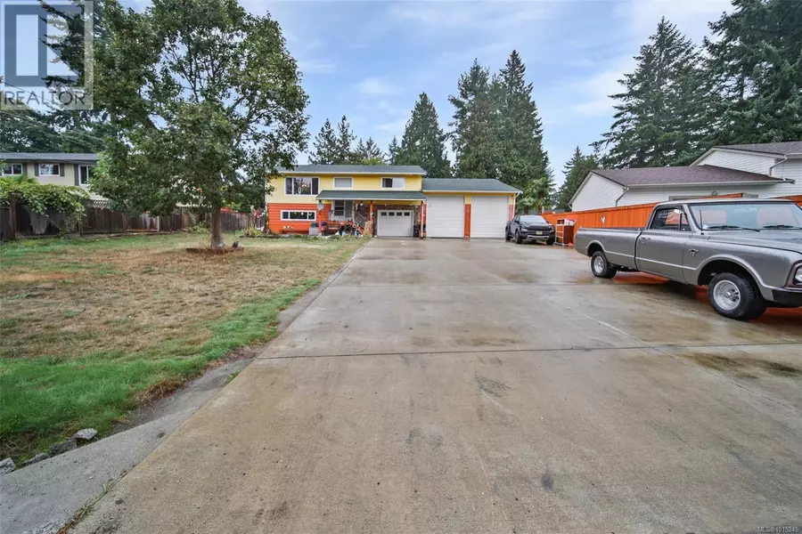 5886 Broadway Rd, Nanaimo, BC V9Y1E5