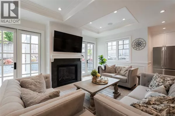 Saanich, BC V8Y2J8,4829 Cordova Bay Rd