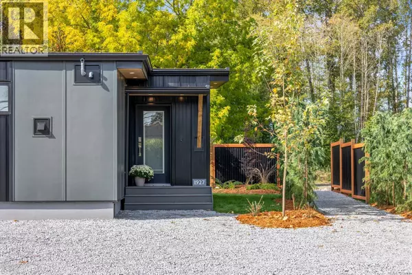 Courtenay, BC V9N2G1,1927 Cumberland Rd