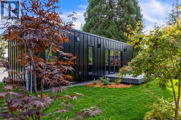 Courtenay, BC V9N2G1,1927 Cumberland Rd