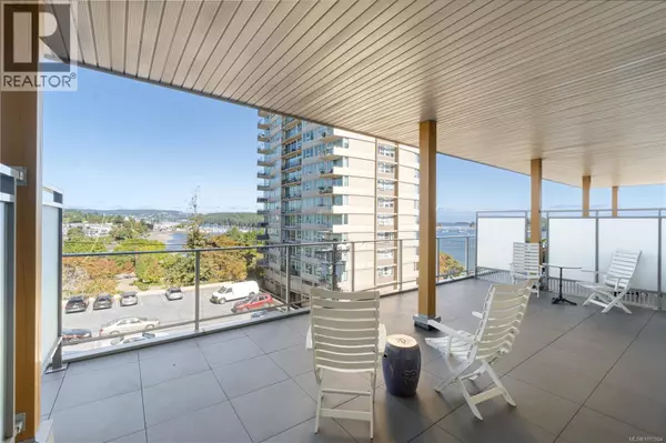 Nanaimo, BC V9R5H2,10 Chapel ST #403