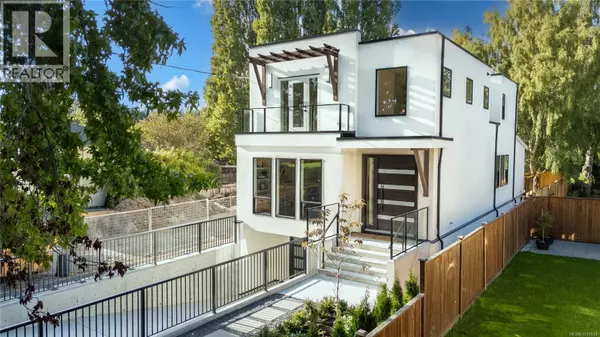 1772 Chandler Ave, Victoria, BC V8S1N6