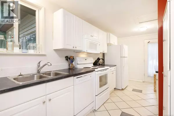 Comox, BC V9M4C9,1912 Ryan Rd E