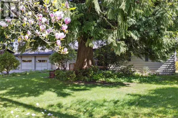 Qualicum Beach, BC V9K1H4,651 Belyea Rd