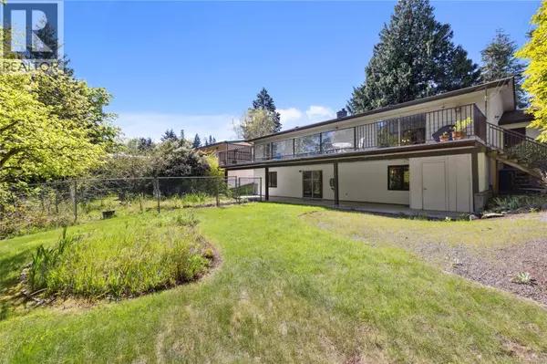 Qualicum Beach, BC V9K1H4,651 Belyea Rd