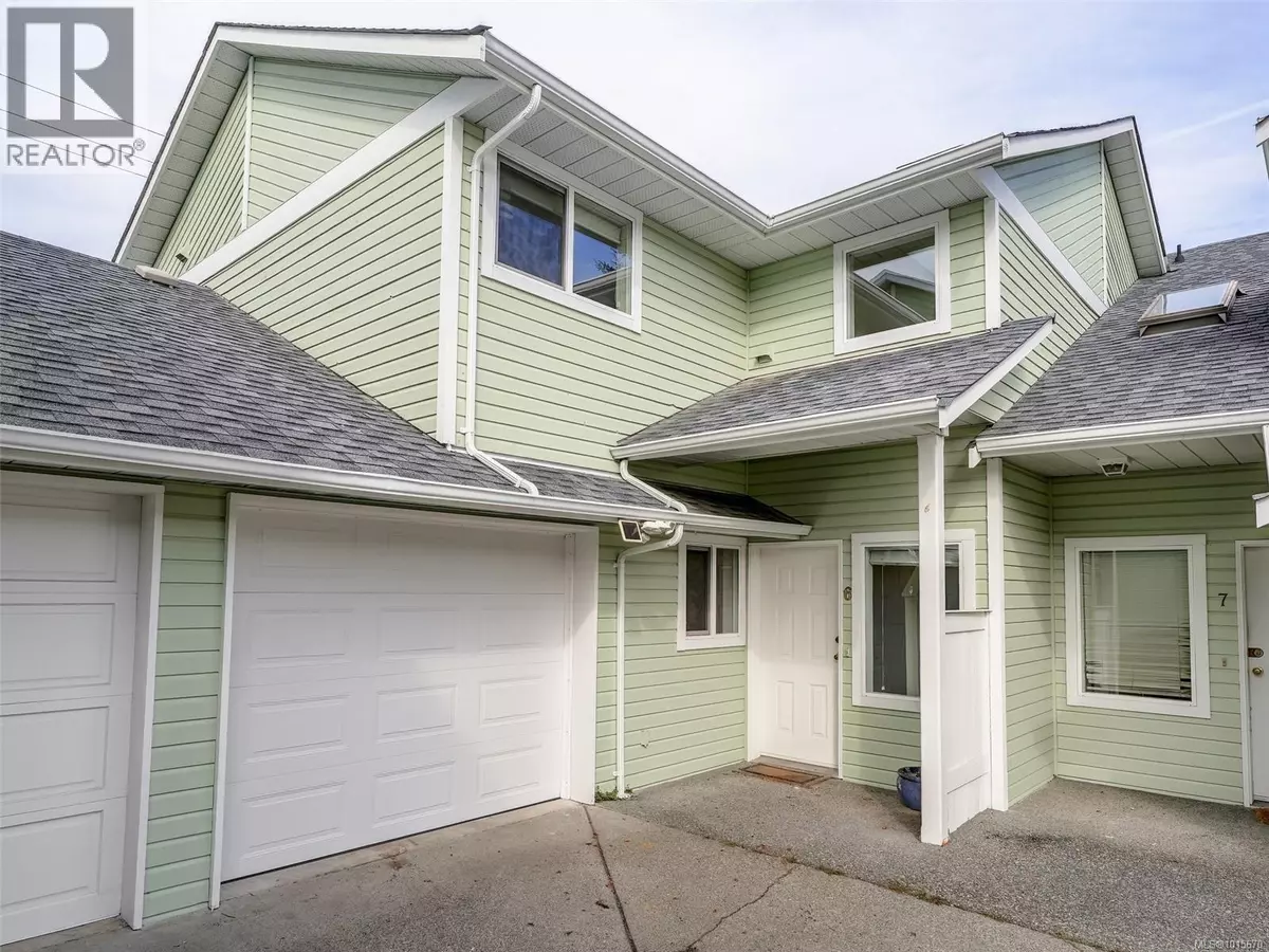 Victoria, BC V8T2B9,1441 Hillside AVE #6