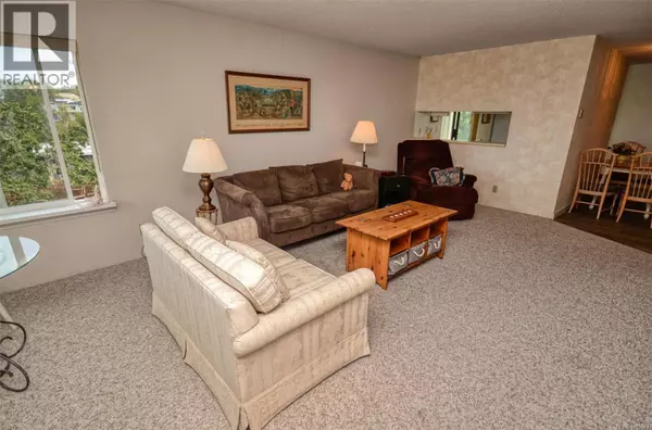 Saanich, BC V8X1G2,3260 Quadra ST #408