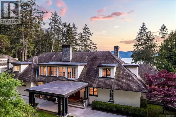 Central Saanich, BC V8M1S6,605 Senanus Dr