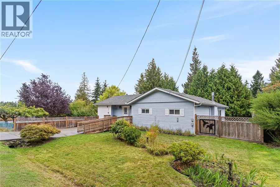 450 Aurora St, Parksville, BC V9P1L3