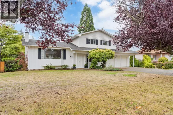 Saanich, BC V8N2E8,1853 San Lorenzo Ave